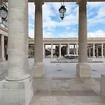 Veeve - Louvre Living